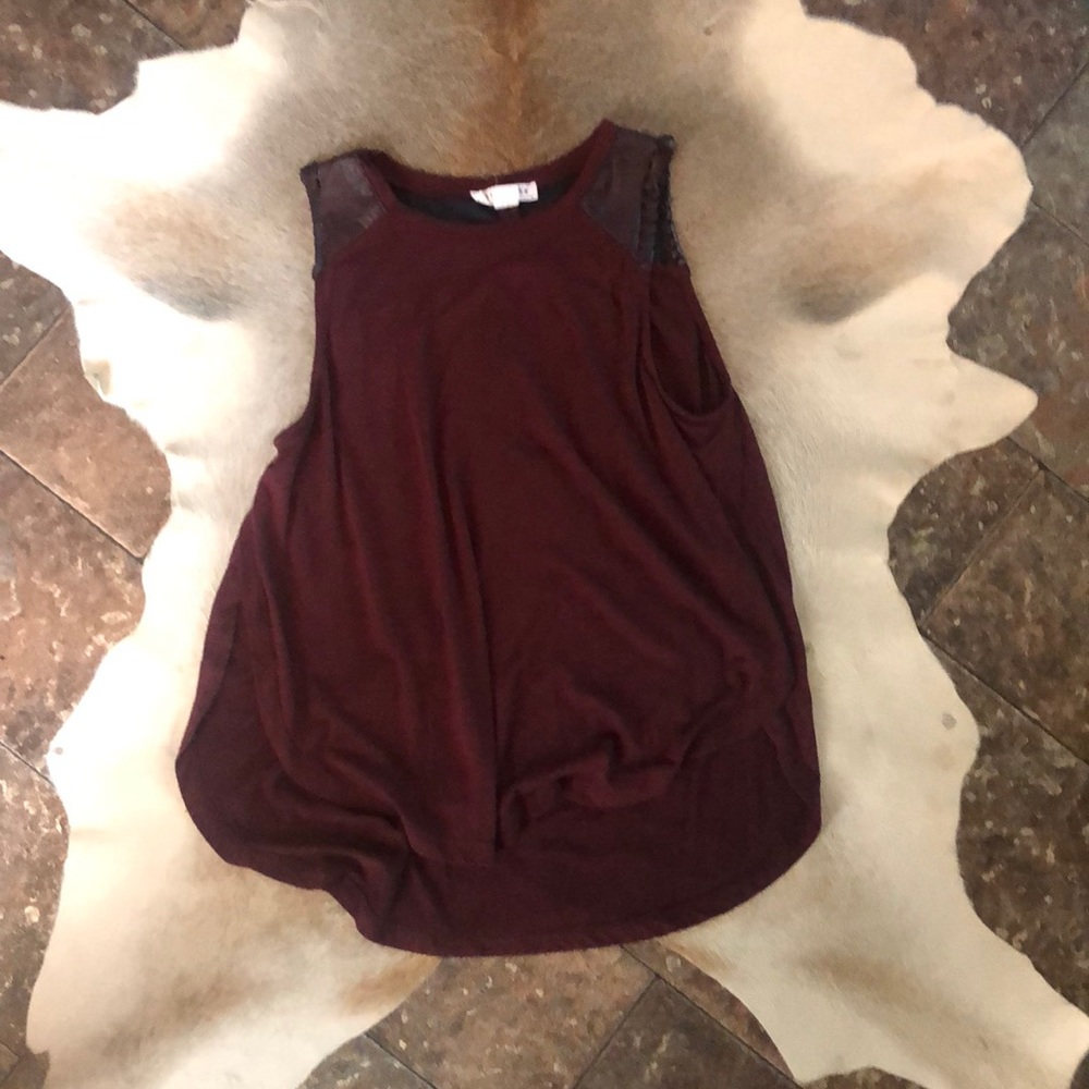 Maroon Tank
